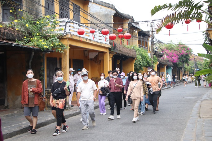 Đòn bẩy du lịch