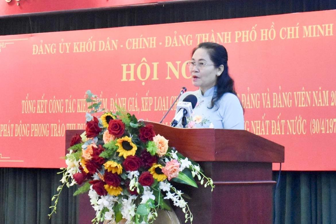 Phát huy tính tiên phong gương mẫu của đảng viên