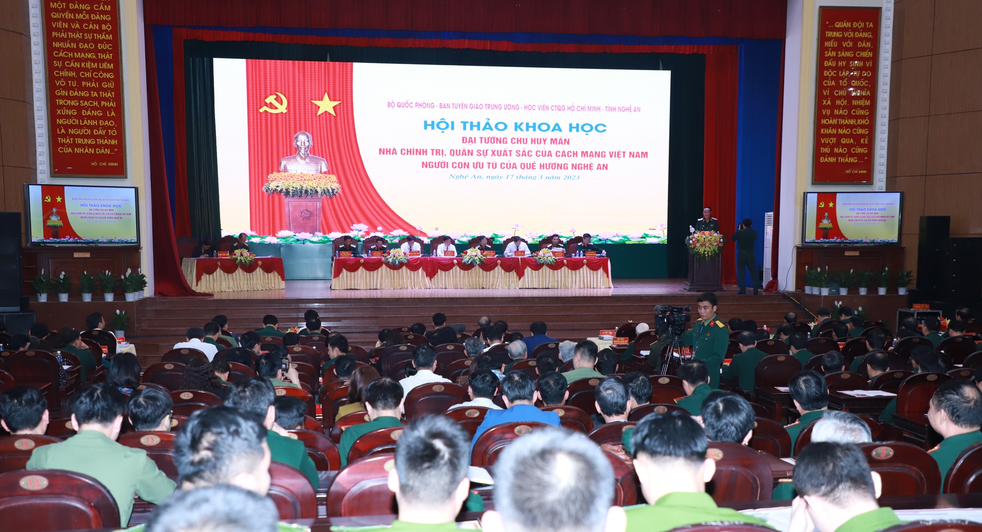 Đại tướng Chu Huy M&acirc;n - Nh&agrave; ch&iacute;nh trị, qu&acirc;n sự xuất sắc - Ảnh 2.