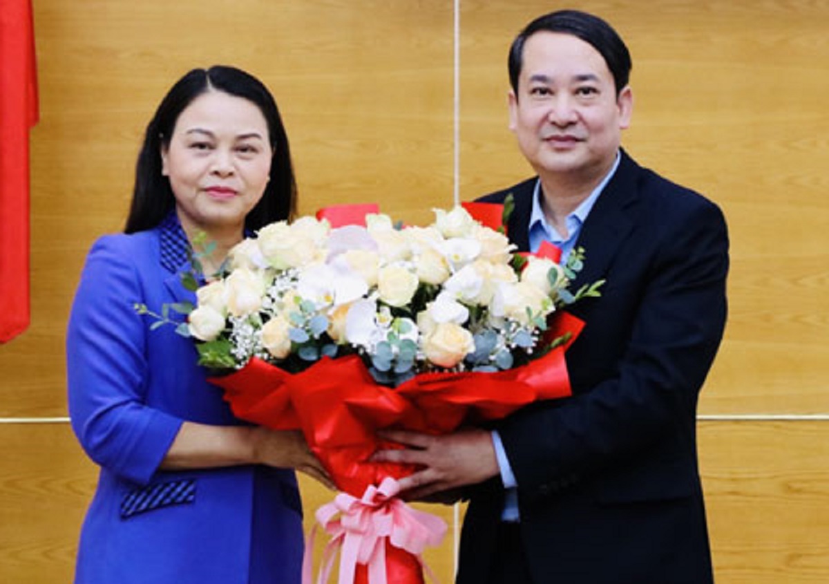 Bộ Ch&iacute;nh trị giao người điều h&agrave;nh Tỉnh ủy Ninh B&igrave;nh - Ảnh 1.