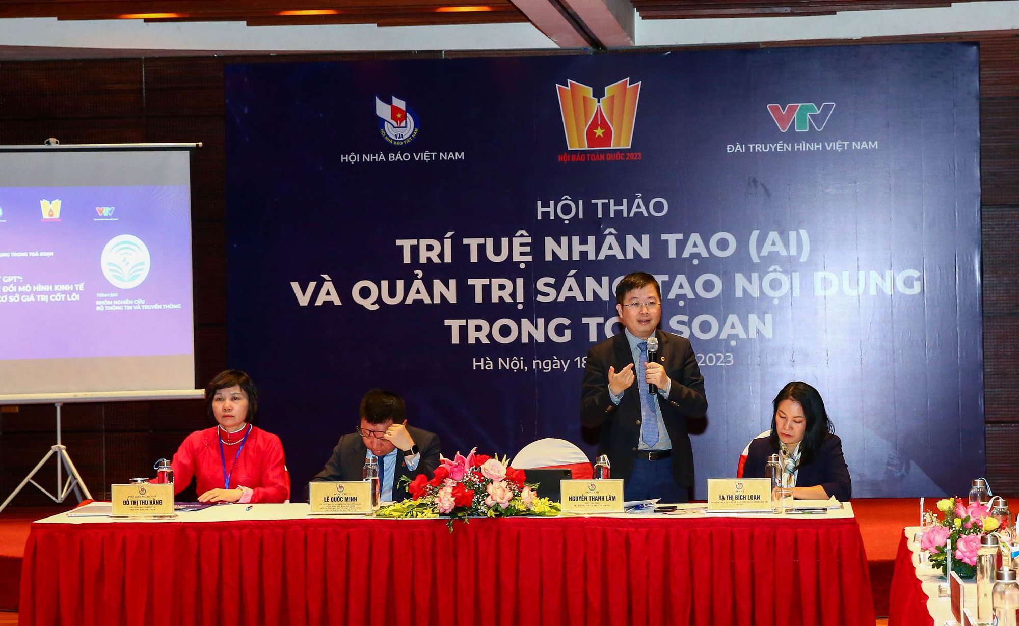 Nh&agrave; b&aacute;o L&ecirc; Quốc Minh: B&aacute;o ch&iacute; phải mang đến những trải nghiệm mới cho bạn đọc - Ảnh 3.