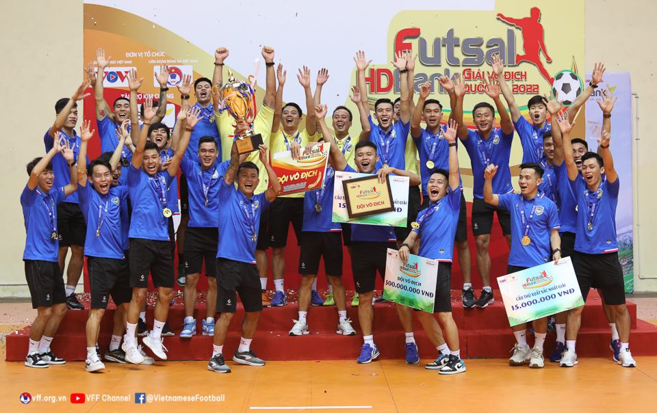 Chờ ngoại binh tr&igrave;nh diễn tại Giải futsal HD Bank VĐQG 2023 - Ảnh 1.