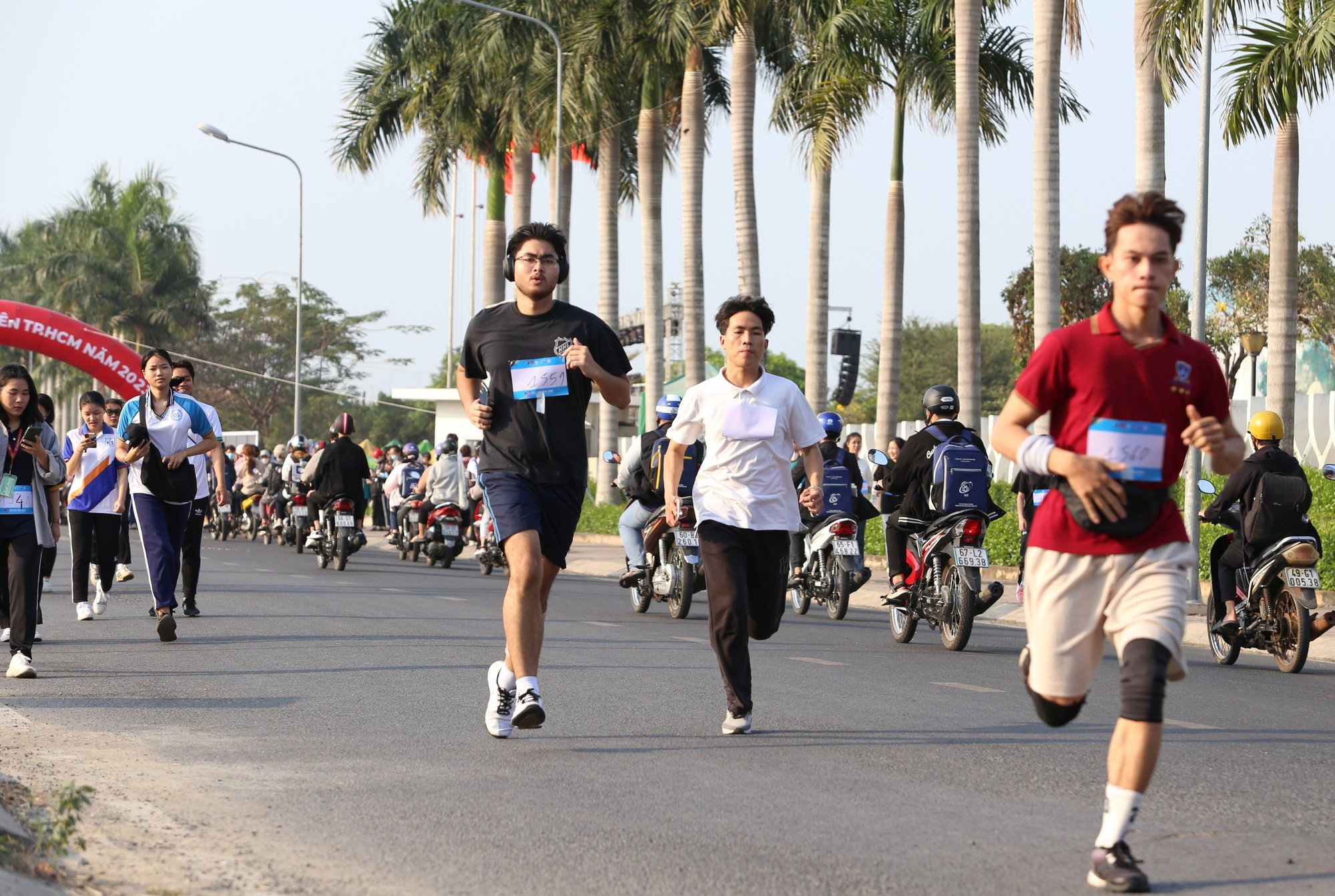 Tưng bừng Ng&agrave;y hội Sức trẻ Sinh vi&ecirc;n TP HCM - Ảnh 3.