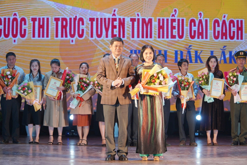BẢO VỆ NỀN TẢNG TƯ TƯỞNG CỦA ĐẢNG: Tránh tình trạng "trên nóng, dưới lạnh"