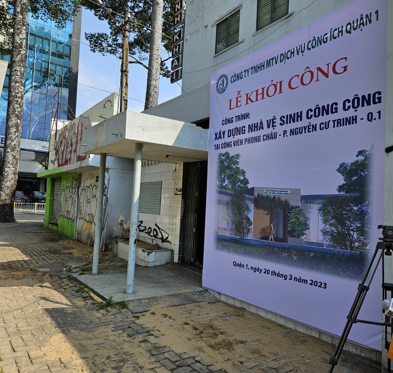 Nâng cấp nhà vệ sinh công cộng phục vụ người dân, khách du lịch