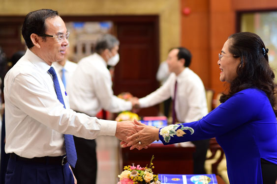 Phát động phong trào thi đua đặc biệt