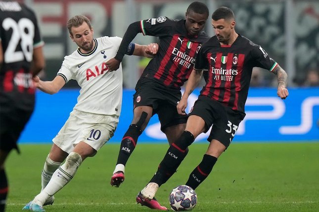 HLV Antonio Conte bỏ về &Yacute;, Tottenham ch&igrave;m s&acirc;u trong khủng hoảng - Ảnh 2.