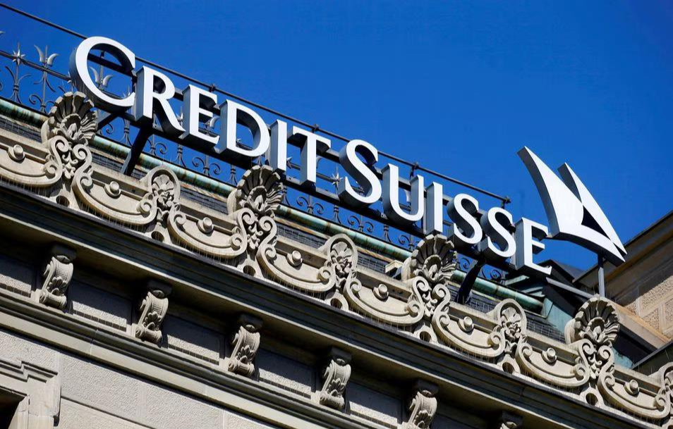 Thụy Sĩ "trừng phạt" Credit Suisse, FED có thể ra quyết định gây lo ngại?