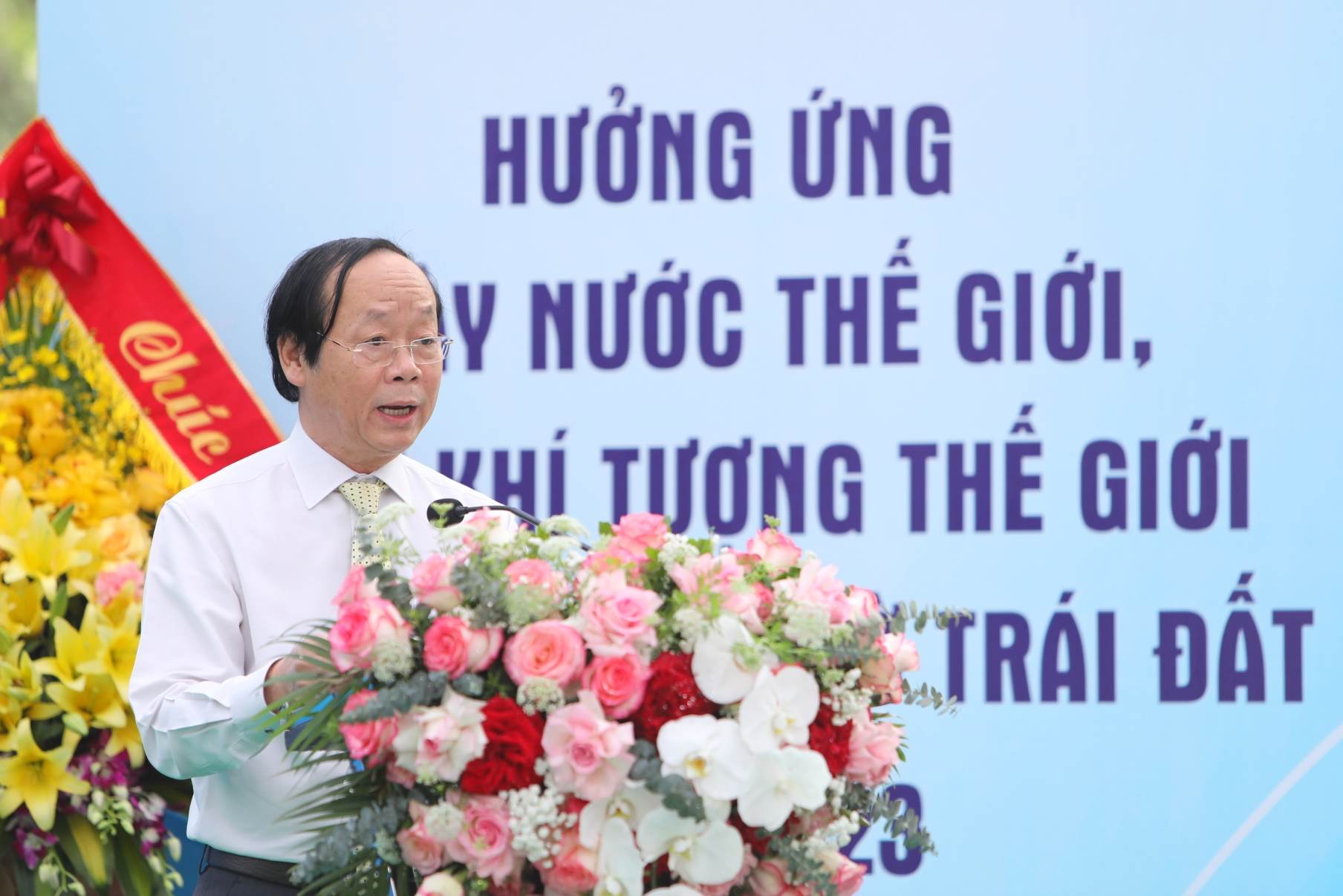 Biến đổi kh&iacute; hậu đang g&acirc;y ra nhiều hiện tượng thời tiết v&agrave; kh&iacute; hậu khắc nghiệt - Ảnh 1.