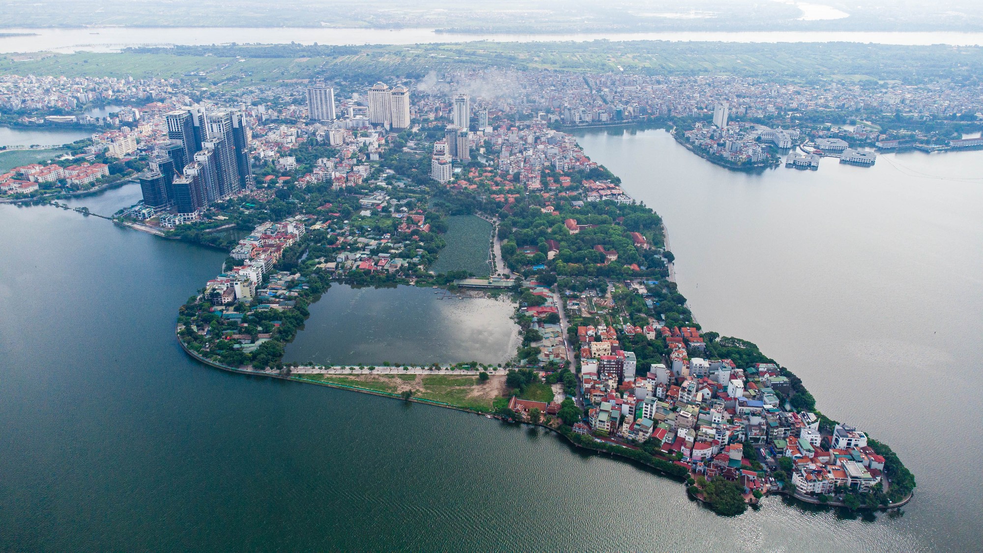 H&agrave; Nội dự kiến kh&ocirc;i phục trở lại t&agrave;u du lịch ở Hồ T&acirc;y - Ảnh 1.