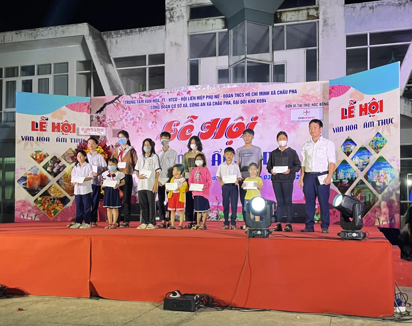 Tuổi trẻ EPS hưởng ứng Tháng Thanh niên với nhiều hoạt động ý nghĩa