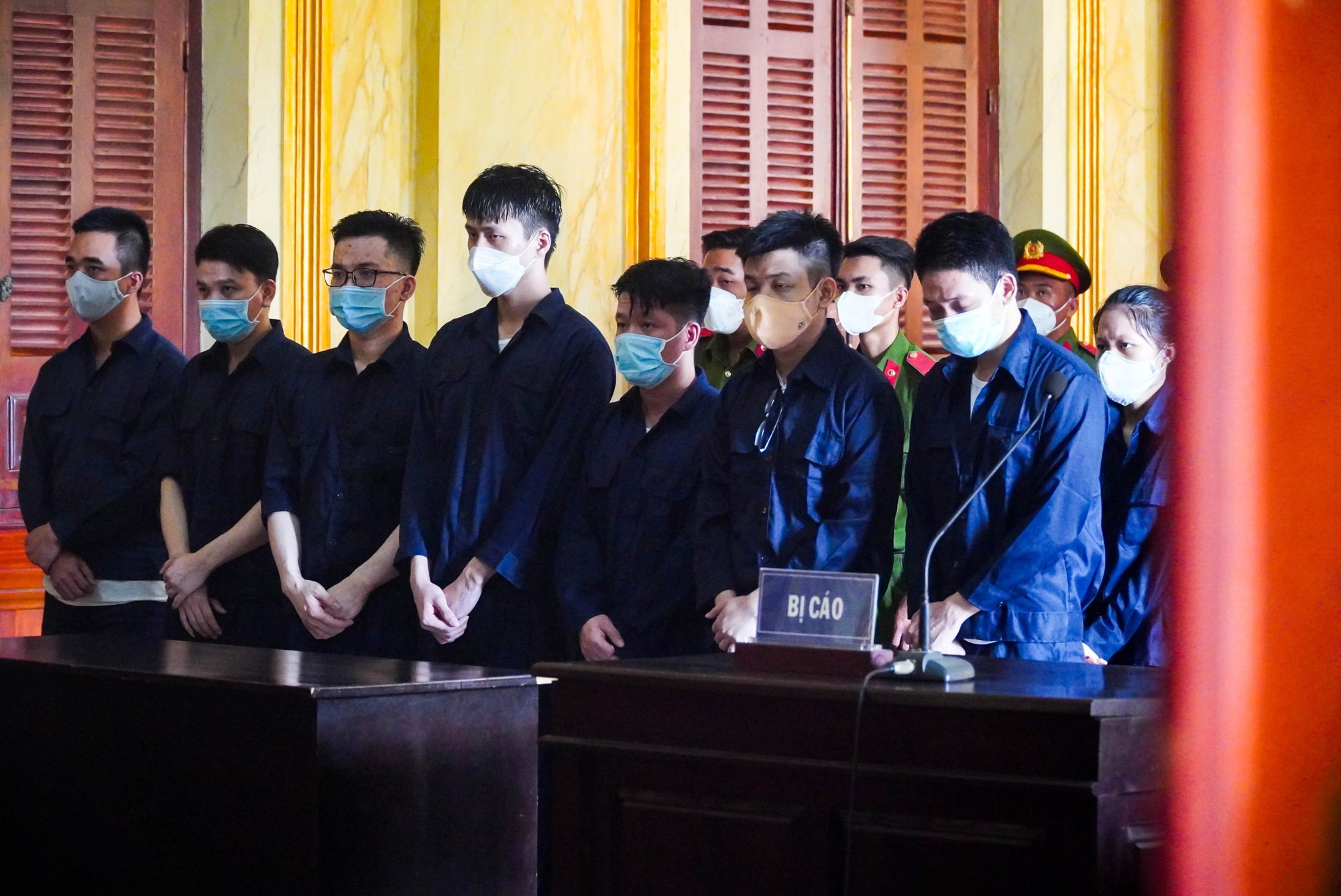 Đường d&acirc;y bu&ocirc;n b&aacute;n thận xuy&ecirc;n quốc gia: T&igrave;nh tiết thương t&acirc;m - Ảnh 1.
