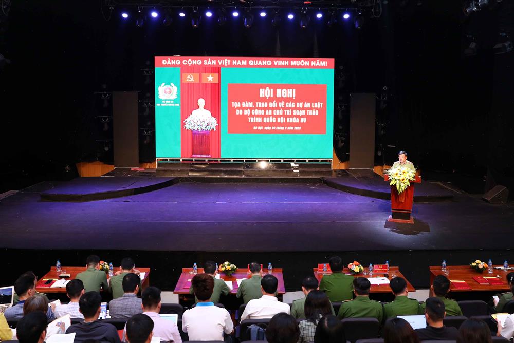 C&oacute; phải l&agrave;m lại CCCD khi Bộ C&ocirc;ng an đổi mẫu mới? - Ảnh 1.