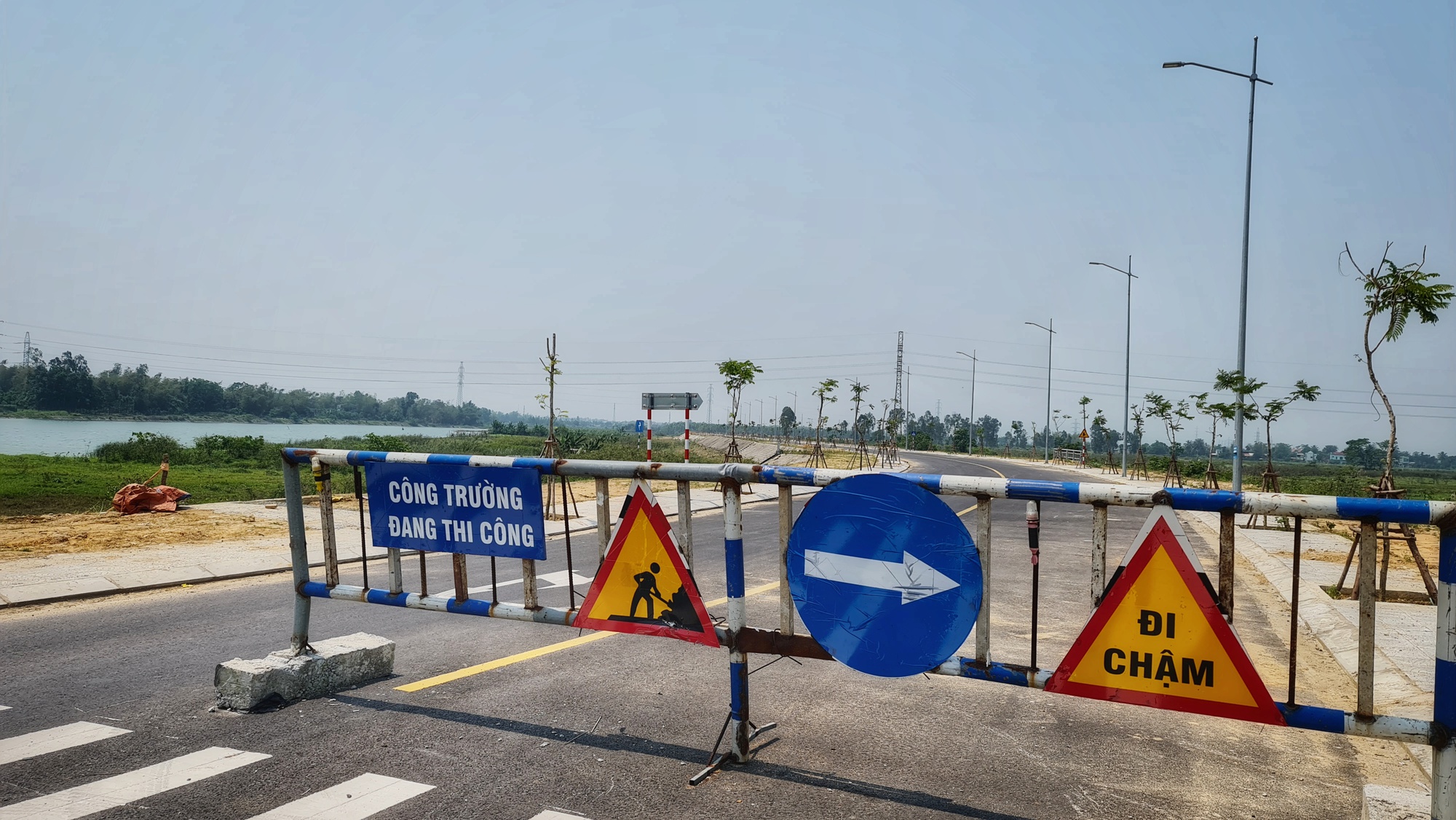 3 năm trễ hẹn, đường ven s&ocirc;ng hơn 745 tỉ đồng tại Đ&agrave; Nẵng gấp r&uacute;t về đ&iacute;ch - Ảnh 4.