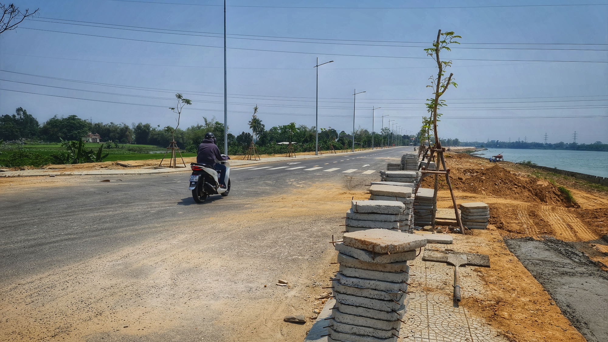 3 năm trễ hẹn, đường ven s&ocirc;ng hơn 745 tỉ đồng tại Đ&agrave; Nẵng gấp r&uacute;t về đ&iacute;ch - Ảnh 8.