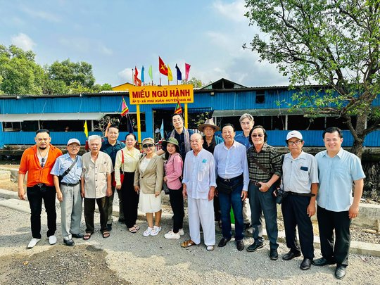 Văn nghệ sĩ đi thực tế sáng tác Nghĩa tình Nhà Bè - Ảnh 5.