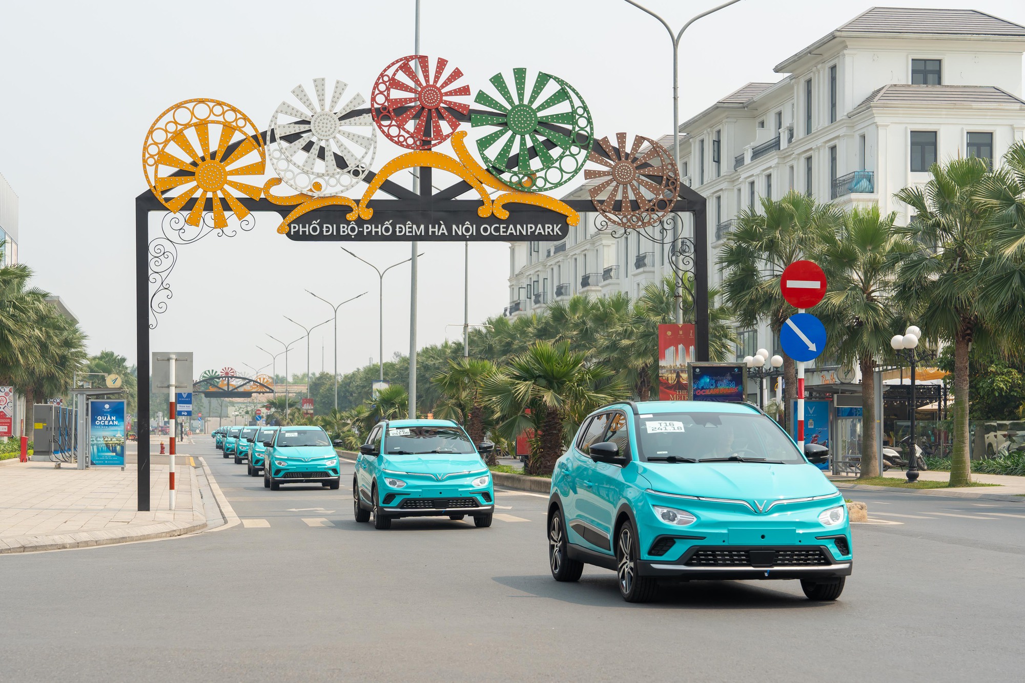 Taxi điện của tỉ phú Phạm Nhật Vượng sẽ có mặt ở 5 thành phố lớn trong năm nay