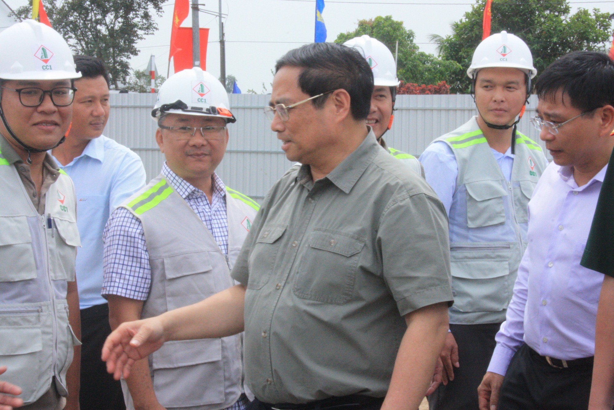 Đẩy nhanh tiến độ các công trình trọng điểm