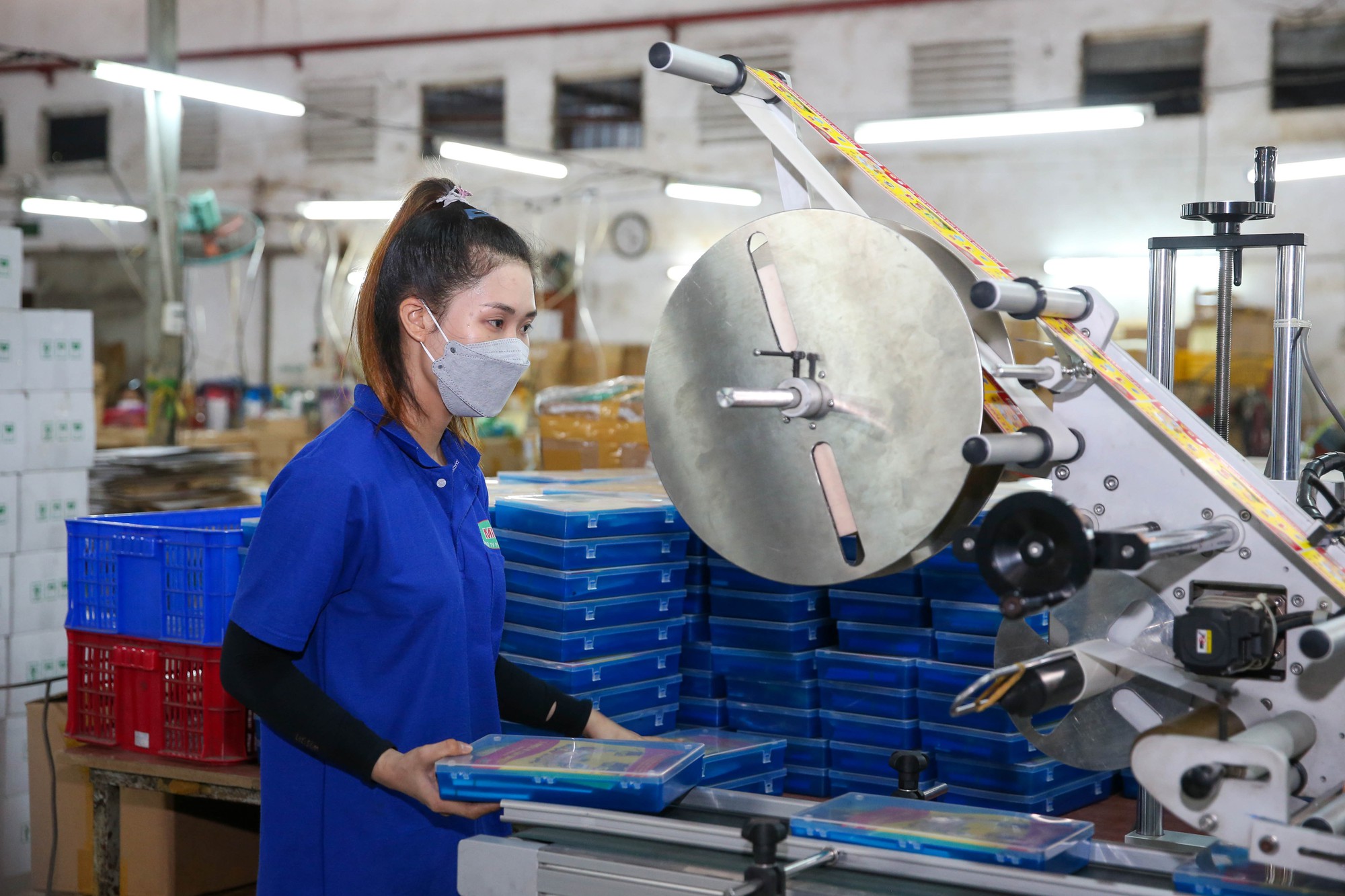Giảm năm đóng BHXH để hưởng lương hưu: Mấy ai xin được việc sau tuổi 45? - Ảnh 2.