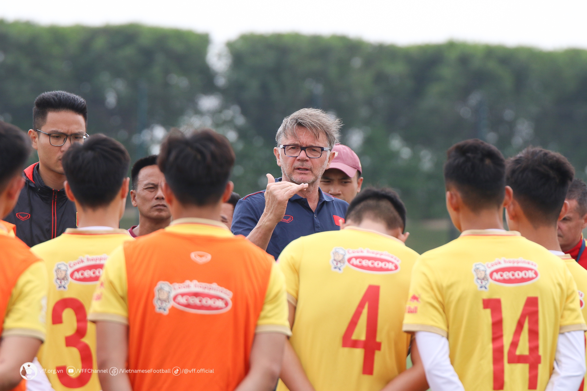 U23 Việt Nam gia công hàng thủ trước trận gặp Kyrgyzstan