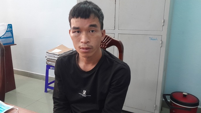 Truy đuổi kẻ trộm xe SH người kh&aacute;c, 2 vợ chồng bị tai nạn nhập viện - Ảnh 1.
