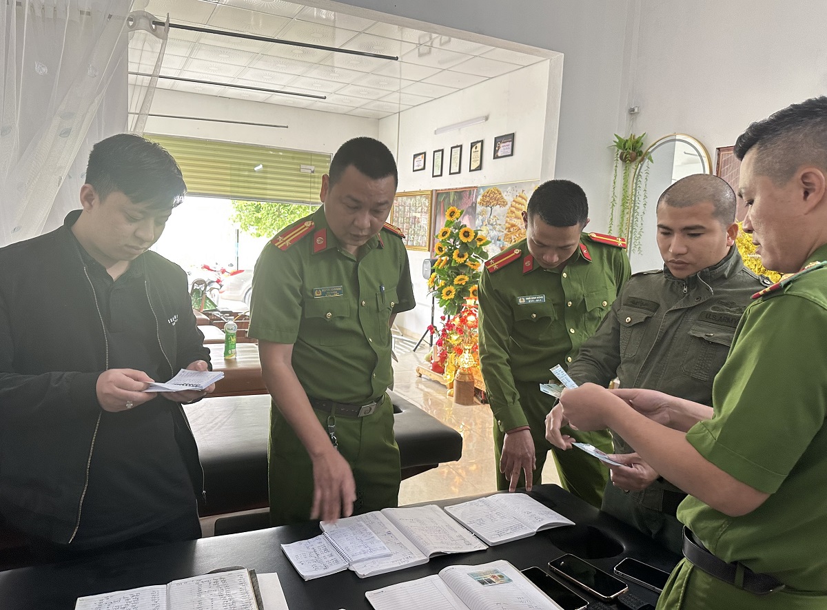 2.500 cảnh sát Thanh Hóa đồng loạt tổng kiểm tra 735 tiệm cầm đồ, cho vay tài chính