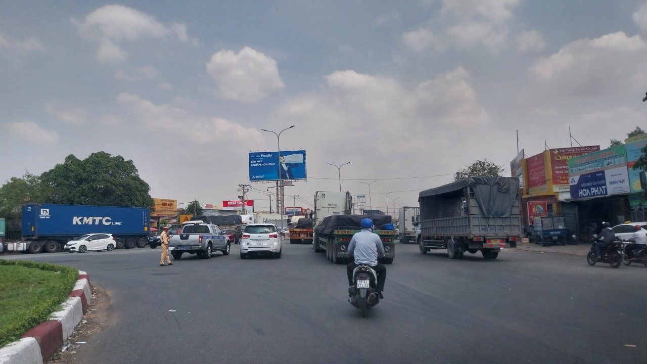 Tai nạn chết người, cao tốc tại Đồng Nai phải đ&oacute;ng l&agrave;n - Ảnh 2.