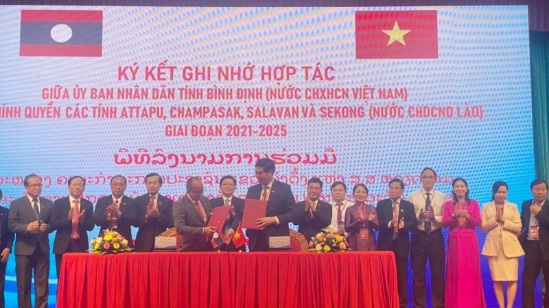 Bình Định ký kết hợp tác với chính quyền 4 tỉnh Nam Lào
