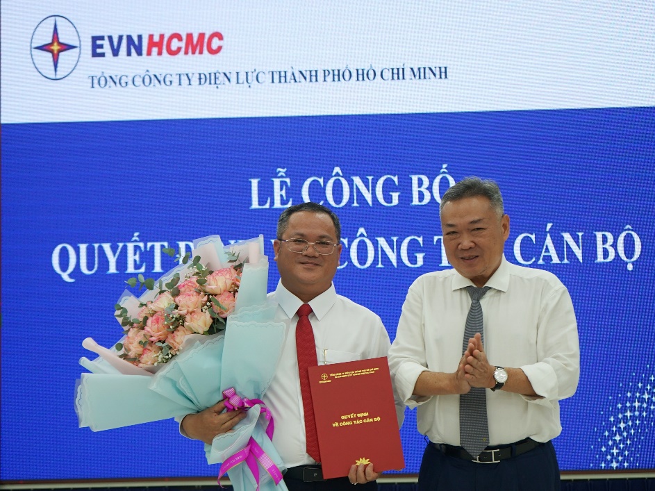 Bổ nhiệm gi&aacute;m đốc C&ocirc;ng ty Điện lực H&oacute;c M&ocirc;n - Ảnh 1.