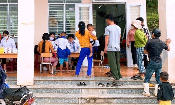 Quảng Ng&atilde;i: Th&ecirc;m 1 x&atilde; c&oacute; h&agrave;ng trăm người mắc bệnh ghẻ