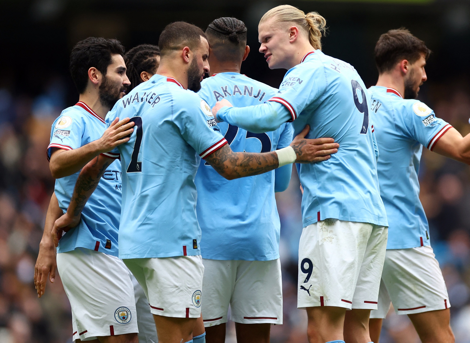 Bắn hạ Chích chòe, Man City áp sát ngôi đầu Ngoại hạng Anh - Ảnh 6.