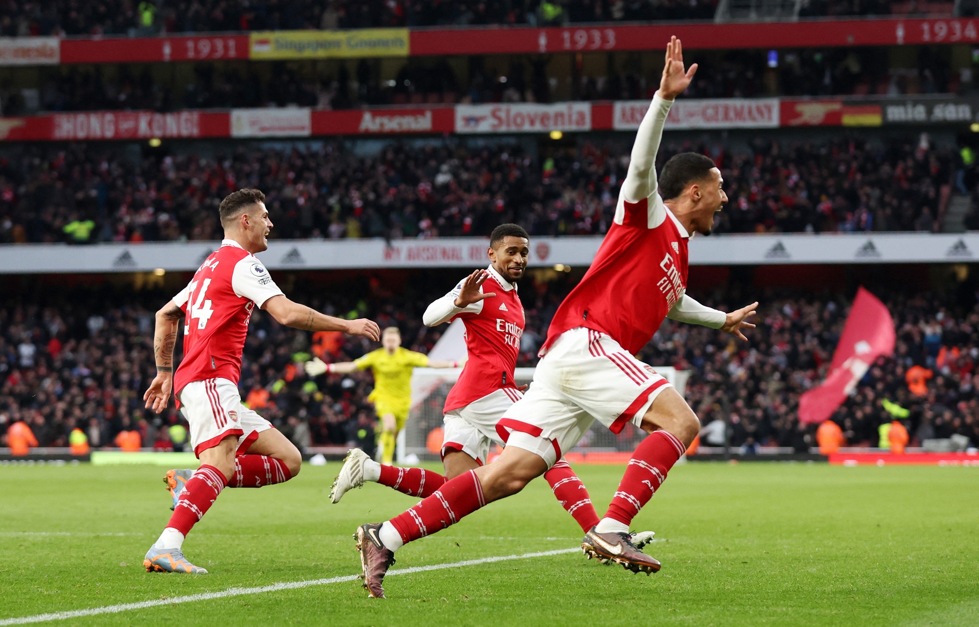 Rượt đuổi nghẹt thở, Arsenal ngược dòng hạ Bournemouth ở Emirates - Ảnh 6.