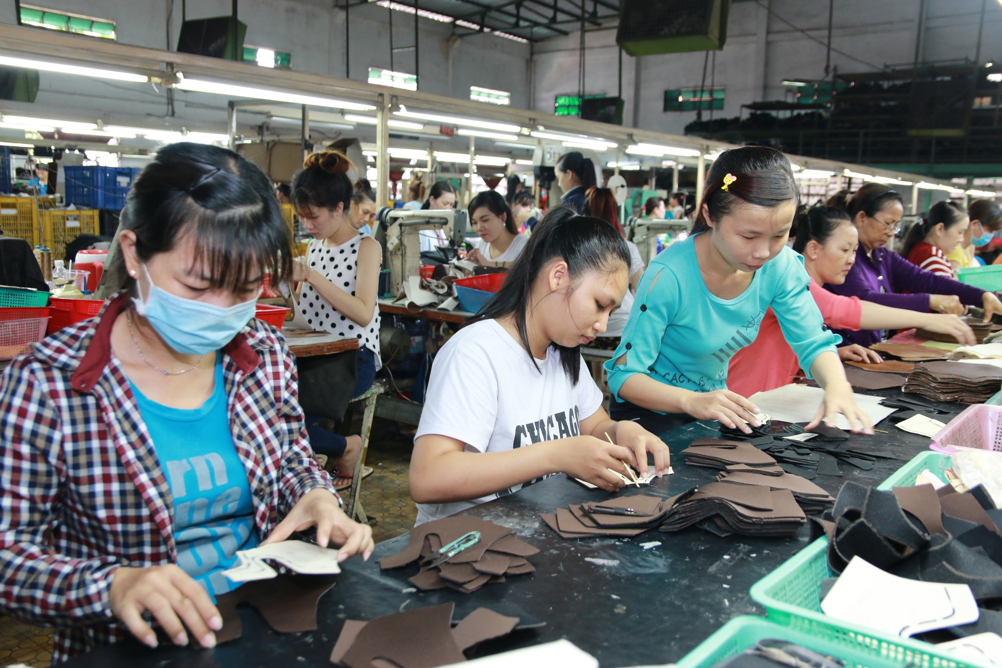 Giảm năm đóng BHXH để hưởng lương hưu: Cái cần giảm thì không giảm