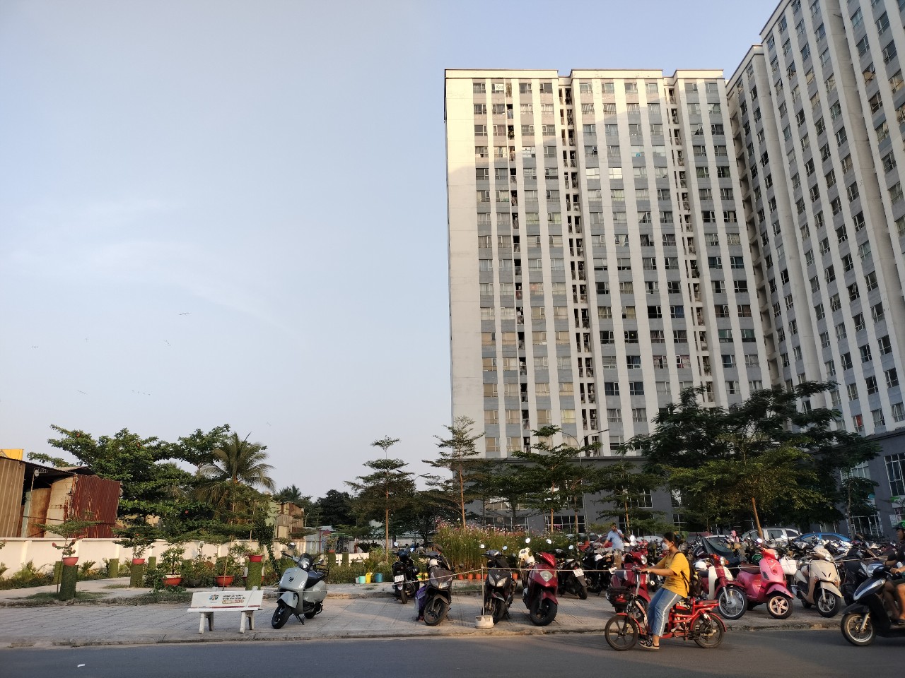 Nhà ở xã hội: Tránh vừa thiếu lại vừa "ế"