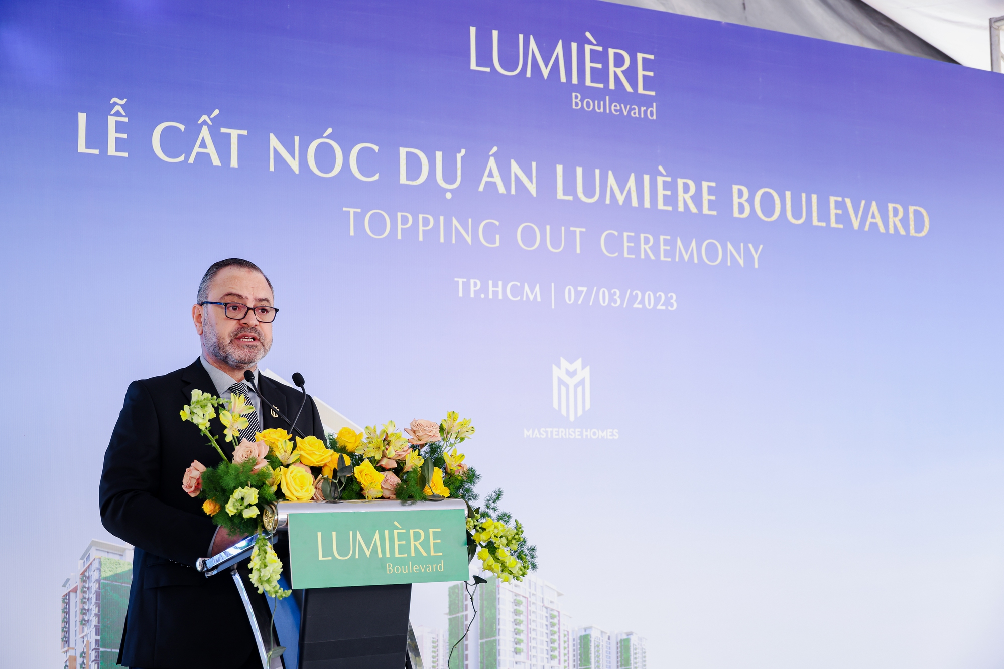 Masterise Homes chính thức cất nóc LUMIÈRE Boulevard - Ảnh 4. Masterise Homes chính thức cất nóc LUMIÈRE Boulevard - Ảnh 4.