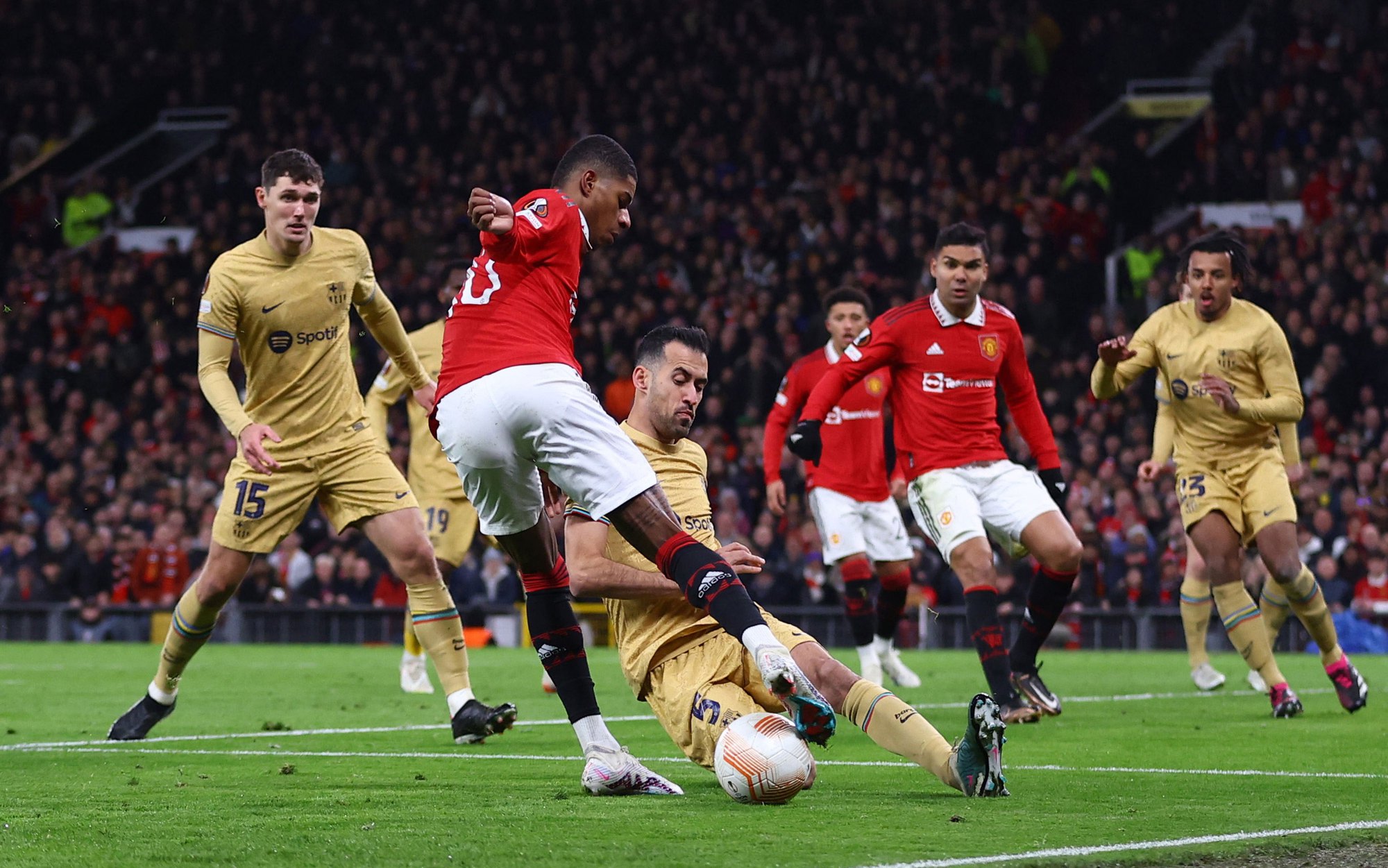 Man United trở lại đường đua