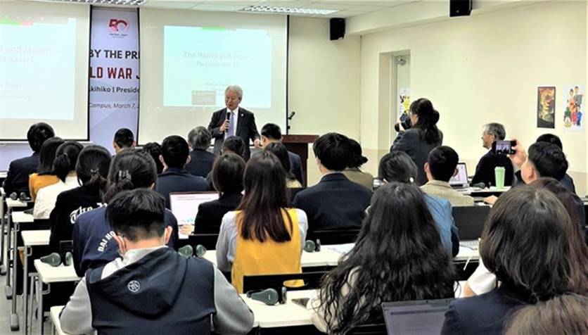 B&agrave;i giảng đặc biệt của Chủ tịch JICA tại H&agrave; Nội - Ảnh 1.