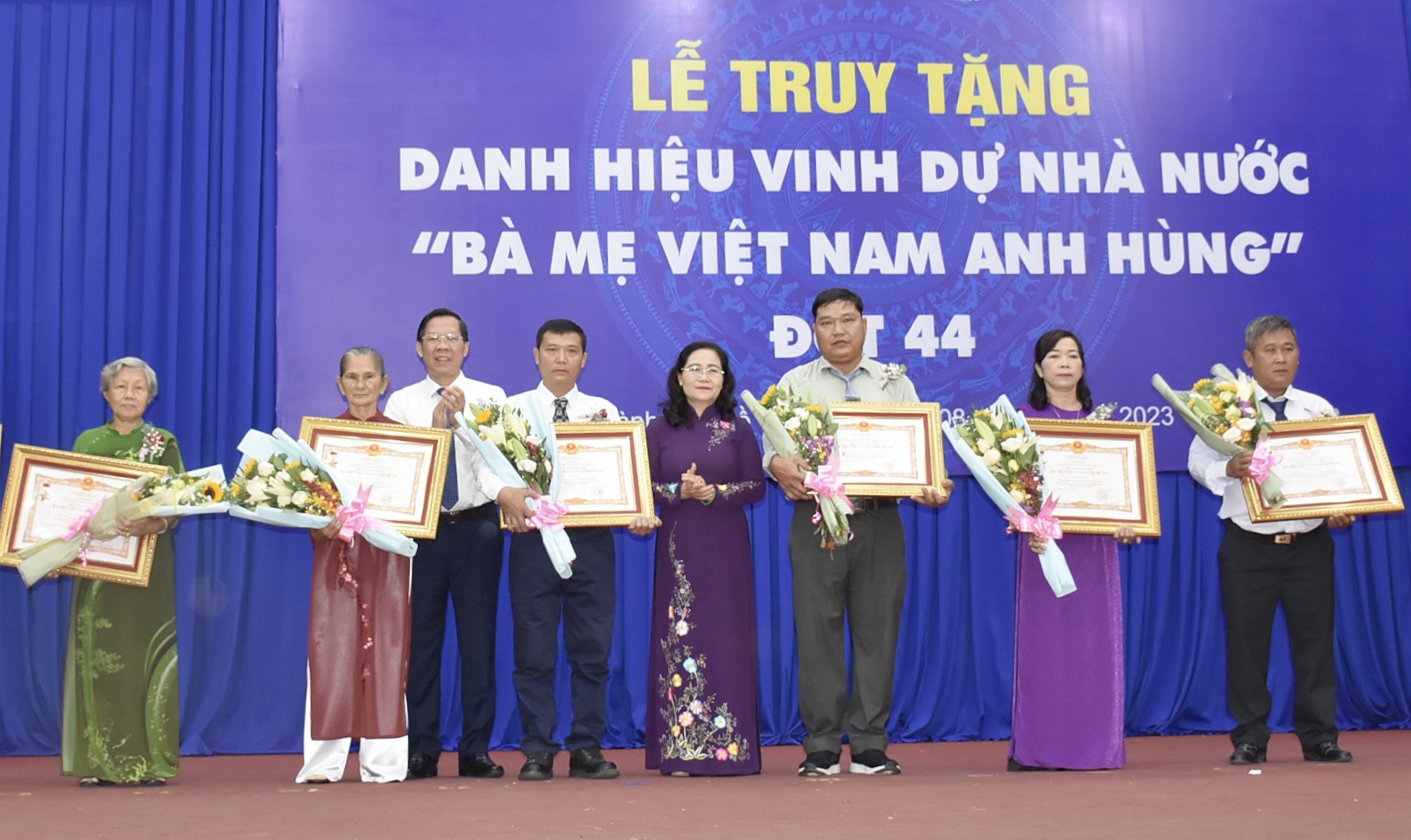 TP HCM tổ chức lễ truy tặng danh hiệu Bà Mẹ Việt Nam Anh hùng