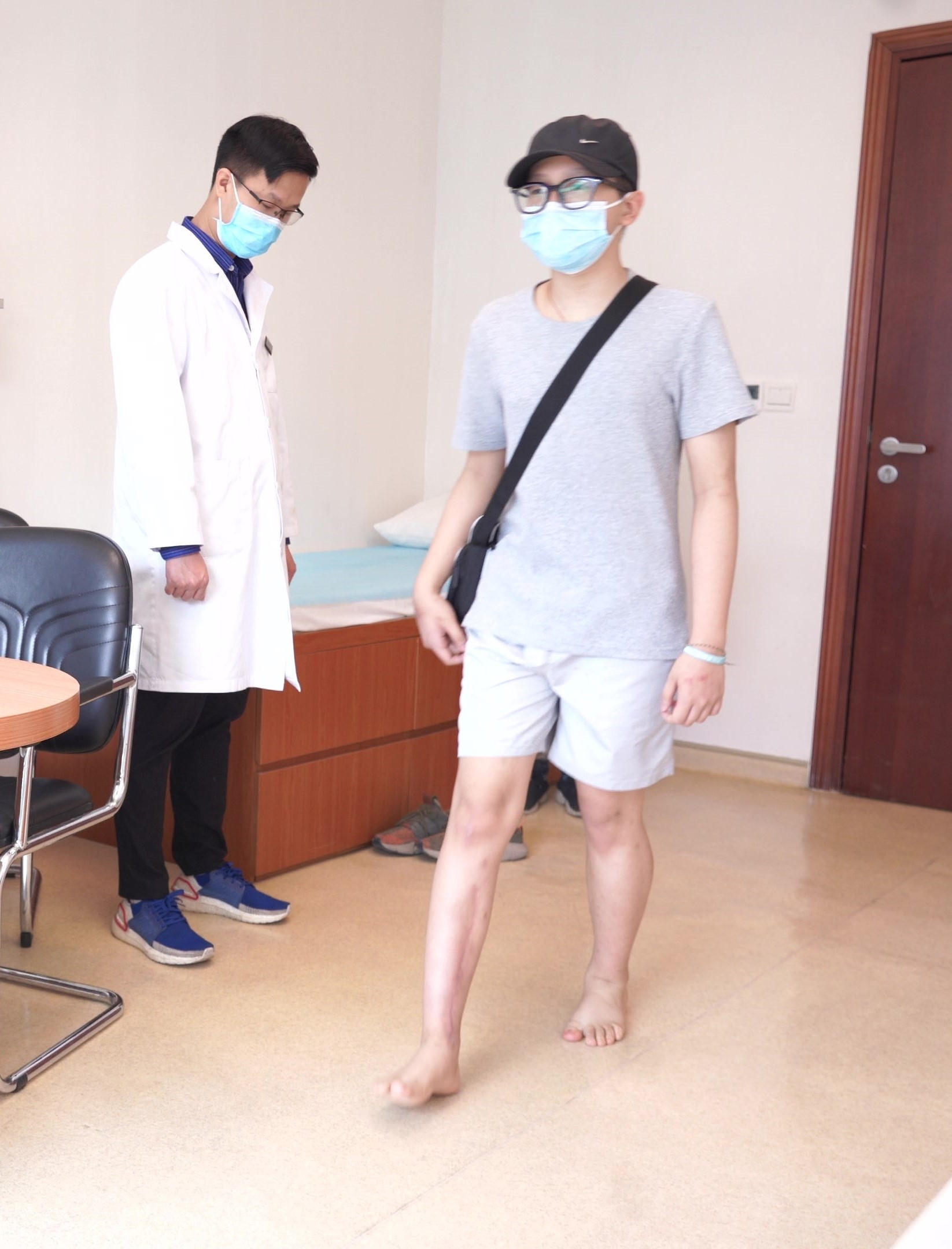 C&ocirc;ng nghệ mới gi&uacute;p bệnh nh&acirc;n ưng thư xương nhanh ch&oacute;ng quay lại với cuộc sống b&igrave;nh thường - Ảnh 3.