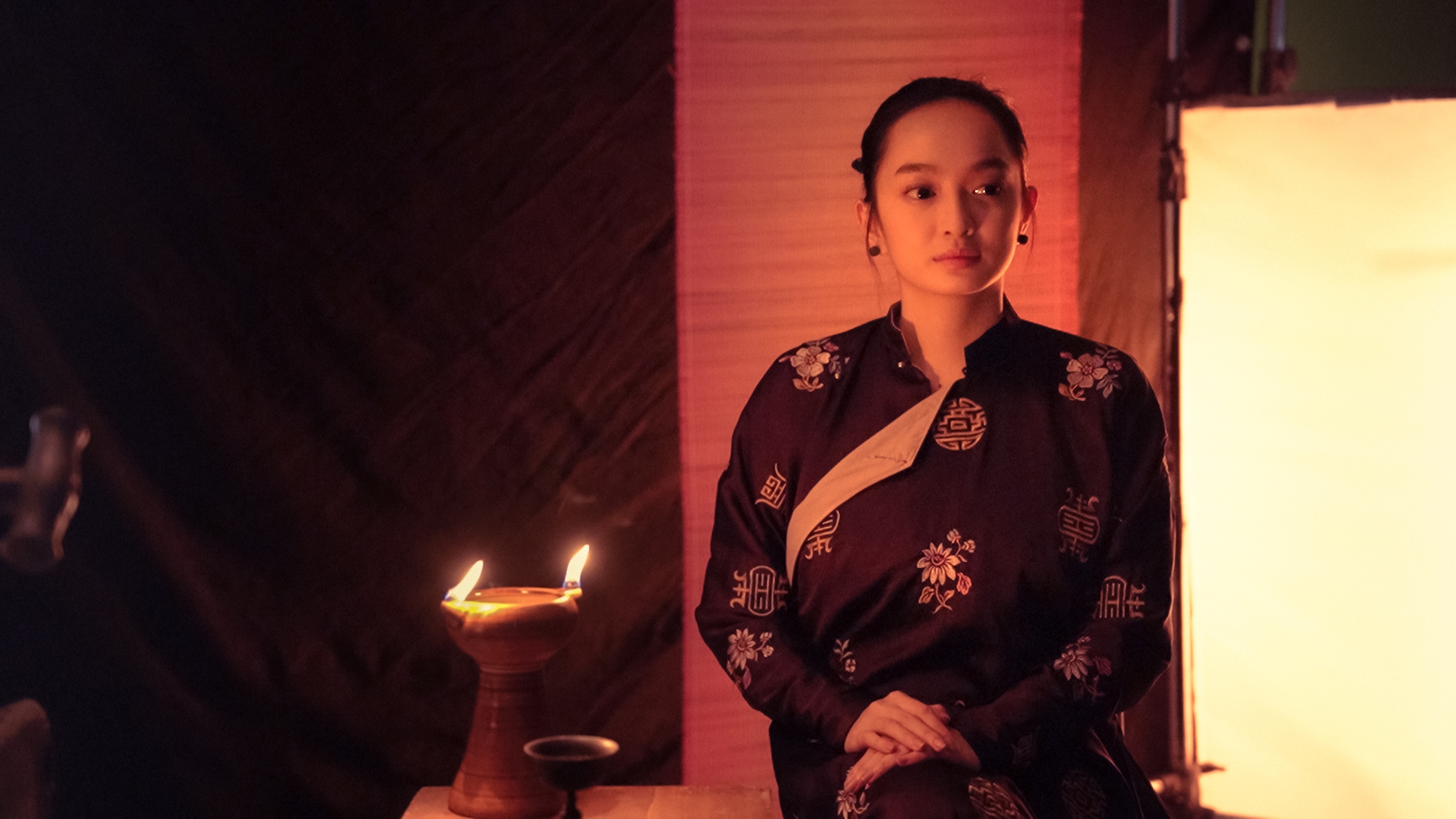 Victor Vũ t&aacute;i xuất phim &ldquo;cổ trang&rdquo; c&ugrave;ng Kaity Nguyễn - Ảnh 2.