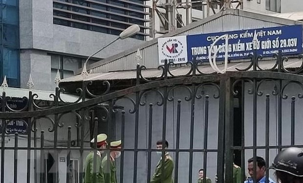 Đăng kiểm vi&ecirc;n khai l&yacute; do sốc đăng kiểm cho phương tiện kh&ocirc;ng đủ điều kiện - Ảnh 1.