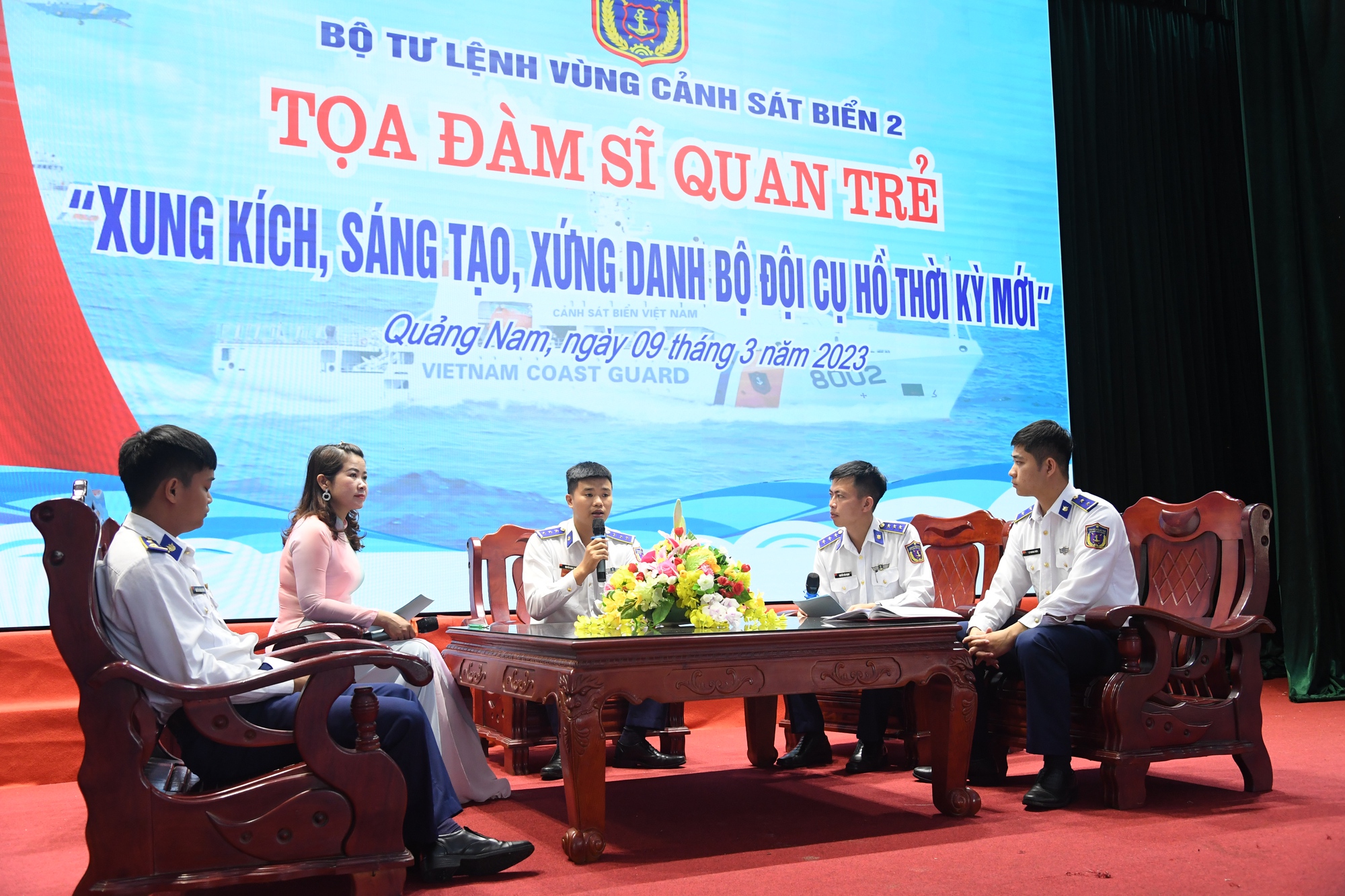 Sĩ quan trẻ Bộ Tư lệnh Vùng Cảnh sát biển 2 khát khao cống hiến