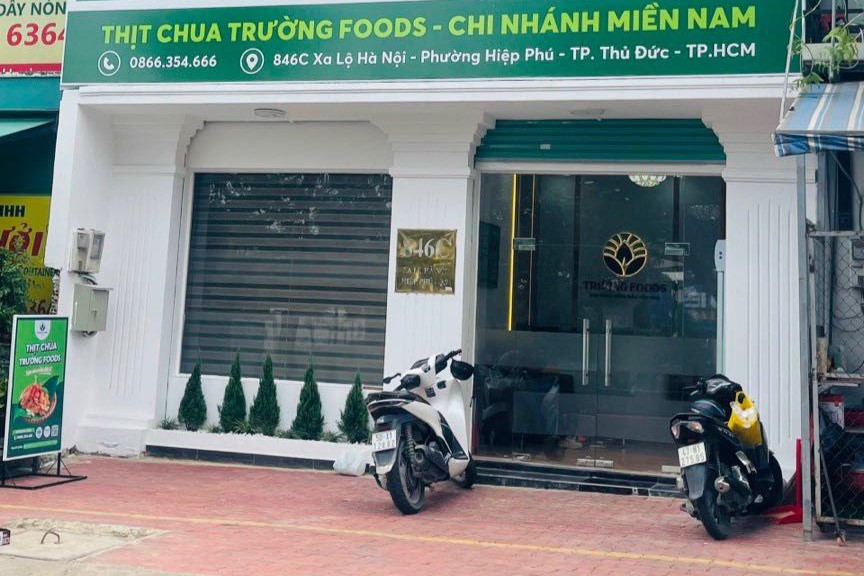 Clip: Nam thanh niên bịt mặt gây án trong vòng 30 giây ở TP Thủ Đức - Ảnh 1.