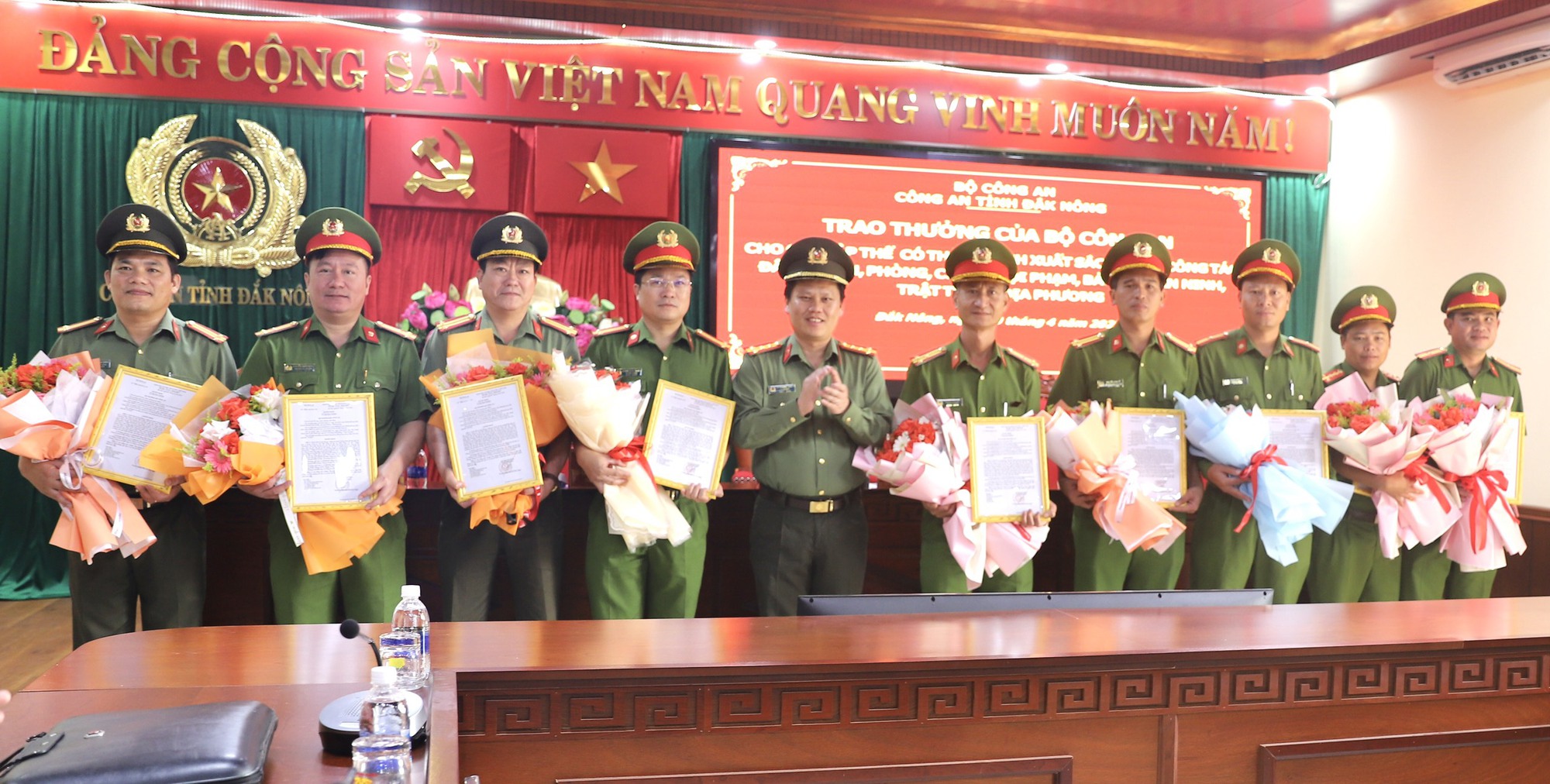 Mạo danh thư ký lãnh đạo tỉnh, chiếm đoạt hơn 2,1 tỉ đồng