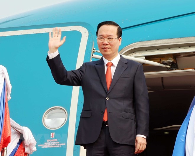 Chủ tịch nước V&otilde; Văn Thưởng đến Vientiane, bắt đầu thăm ch&iacute;nh thức L&agrave;o - Ảnh 1.