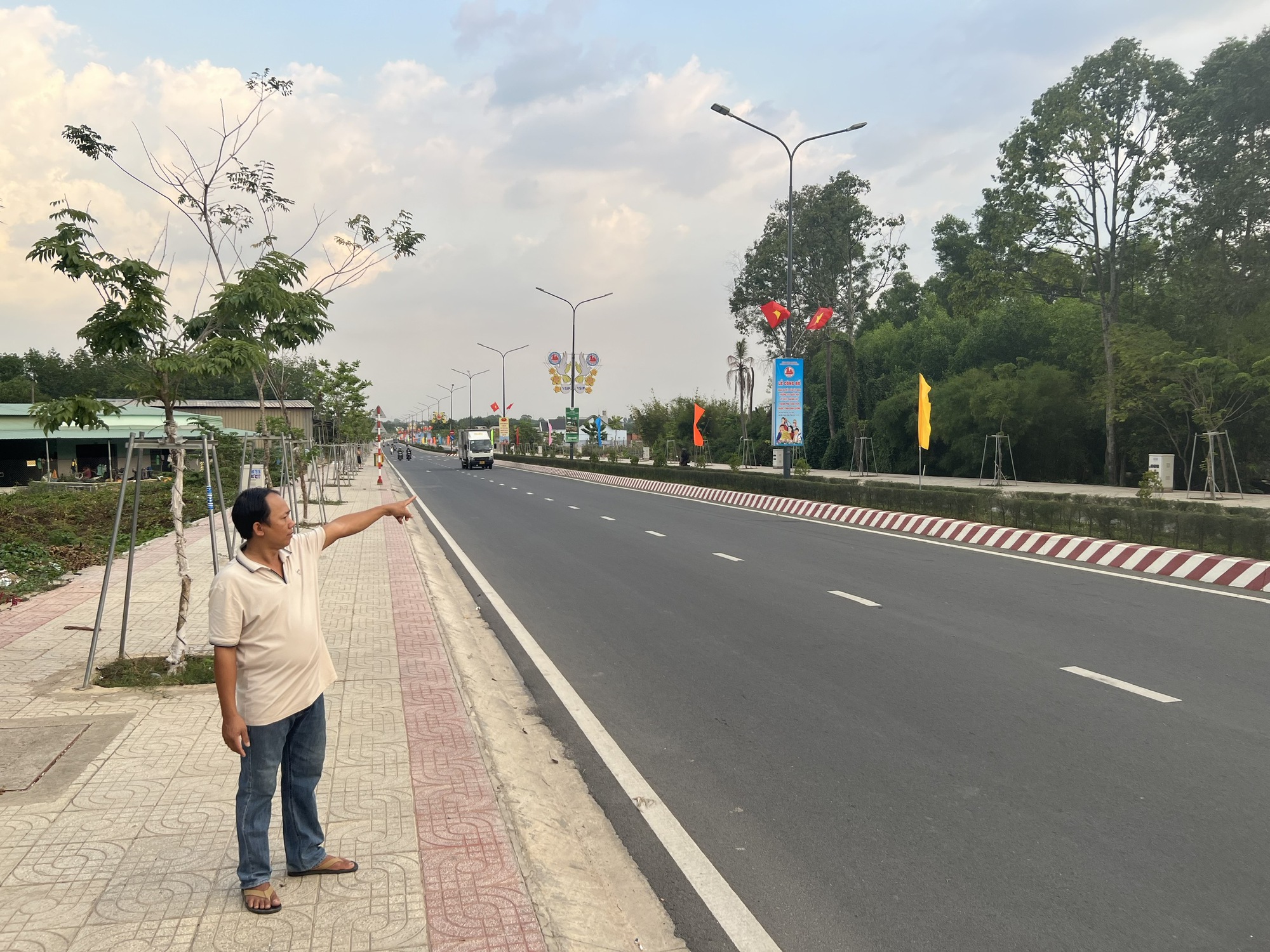 Những c&ocirc;ng tr&igrave;nh trọng điểm năm 2023 tại th&agrave;nh phố trẻ T&acirc;n Uy&ecirc;n - Ảnh 2.