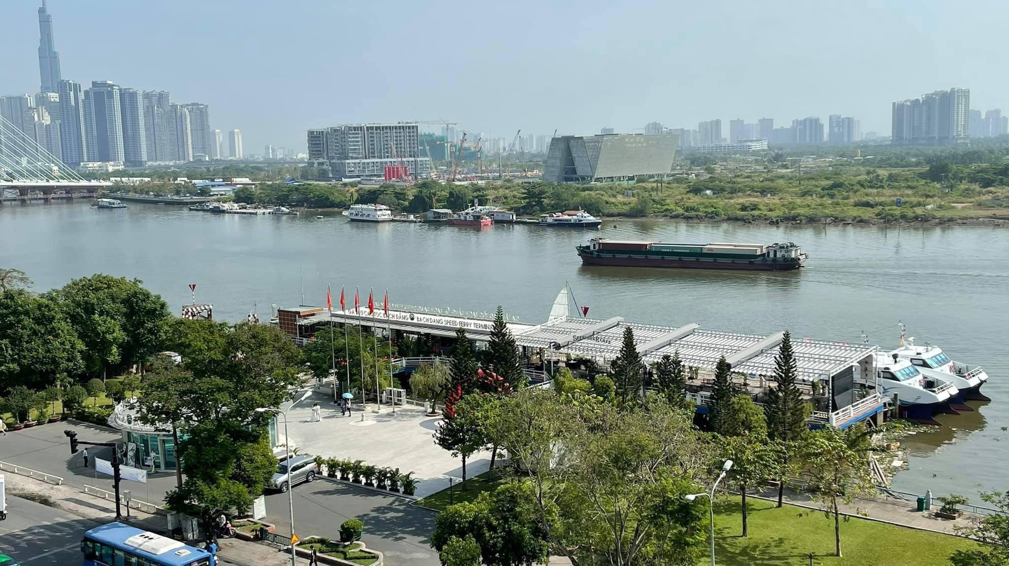Chủ hãng tàu cao tốc Greenlines DP tặng toàn bộ cơ sở vật chất ga tàu cho TP HCM - Ảnh 2.