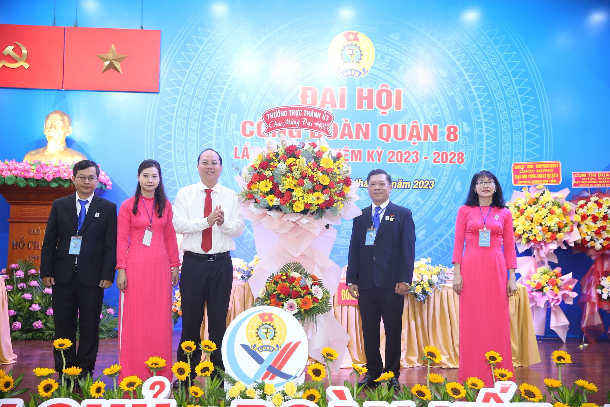 Cán bộ Công đoàn phải giỏi một việc, biết nhiều việc