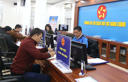 Ưu tiên nhân lực cho các lãnh vực thiết yếu