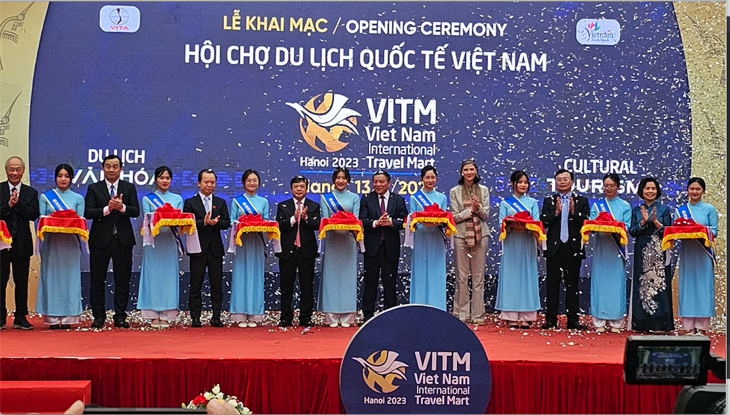 Chào bán 10.000 tour và sản phẩm du lịch khuyến mãi